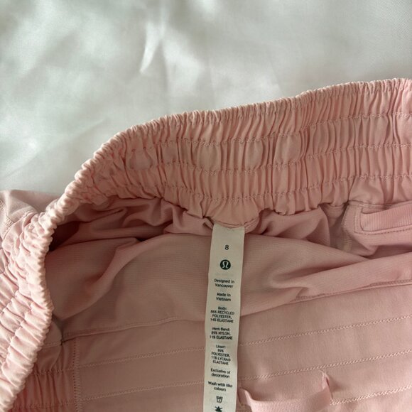 Lululemon Hotty Hot Shorts - Picture 3 of 3